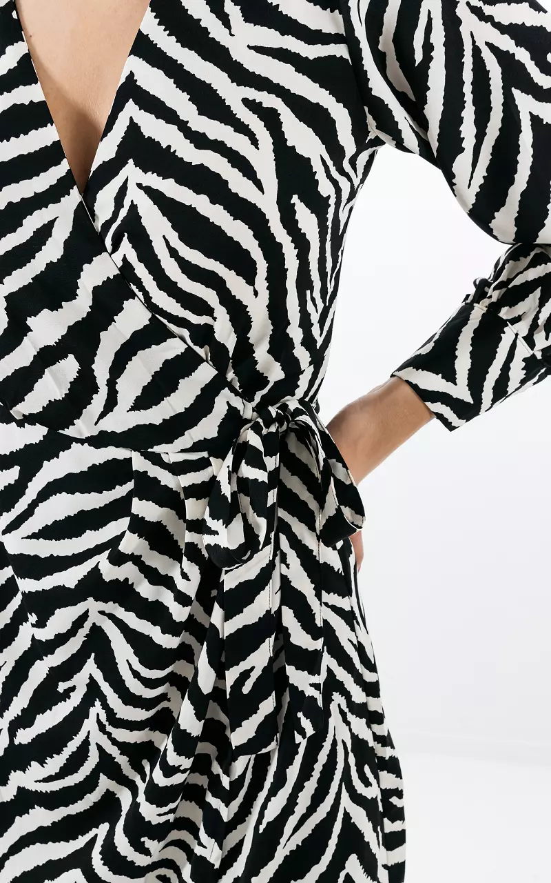 Wrap-around dress with print Black White