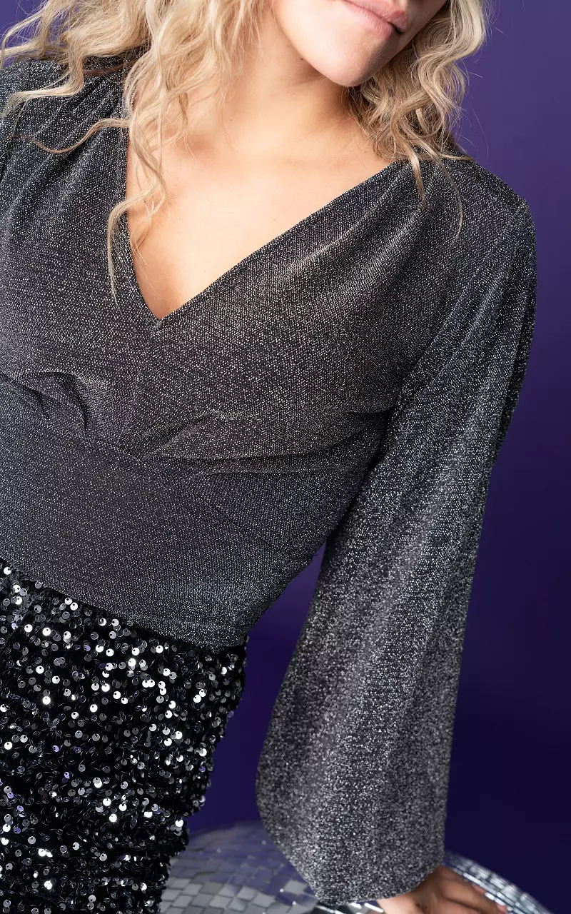 Glitter top with v-neck Silver