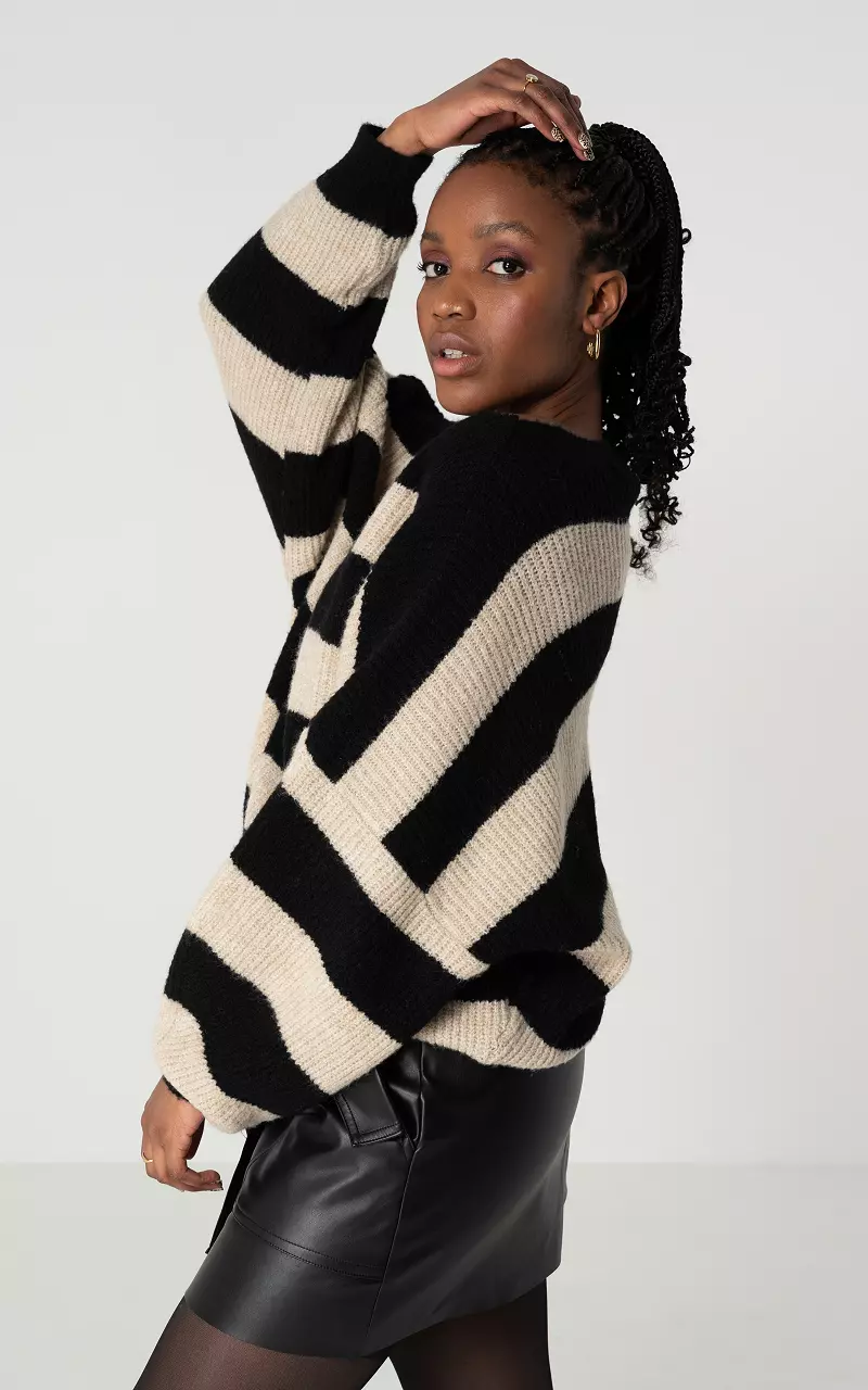 Oversized striped sweater Black Beige