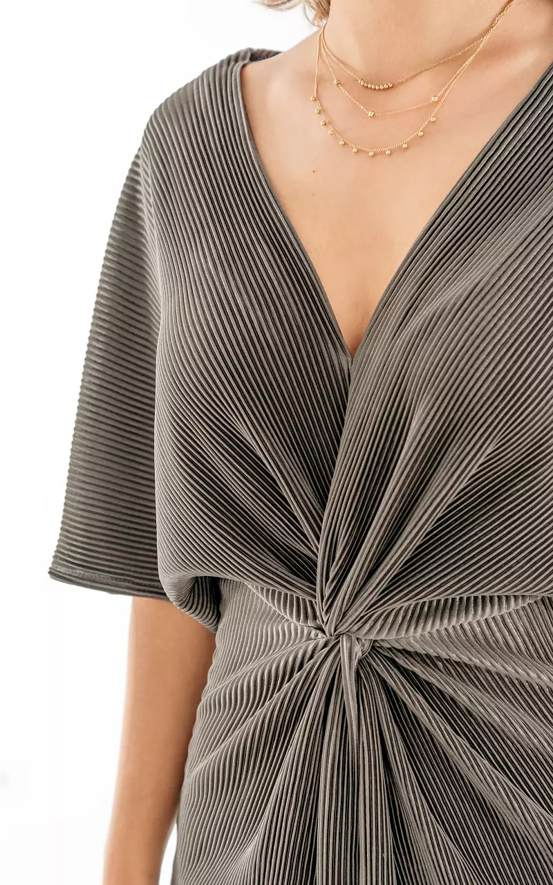 Pleated dress with v-neck Dark Grey