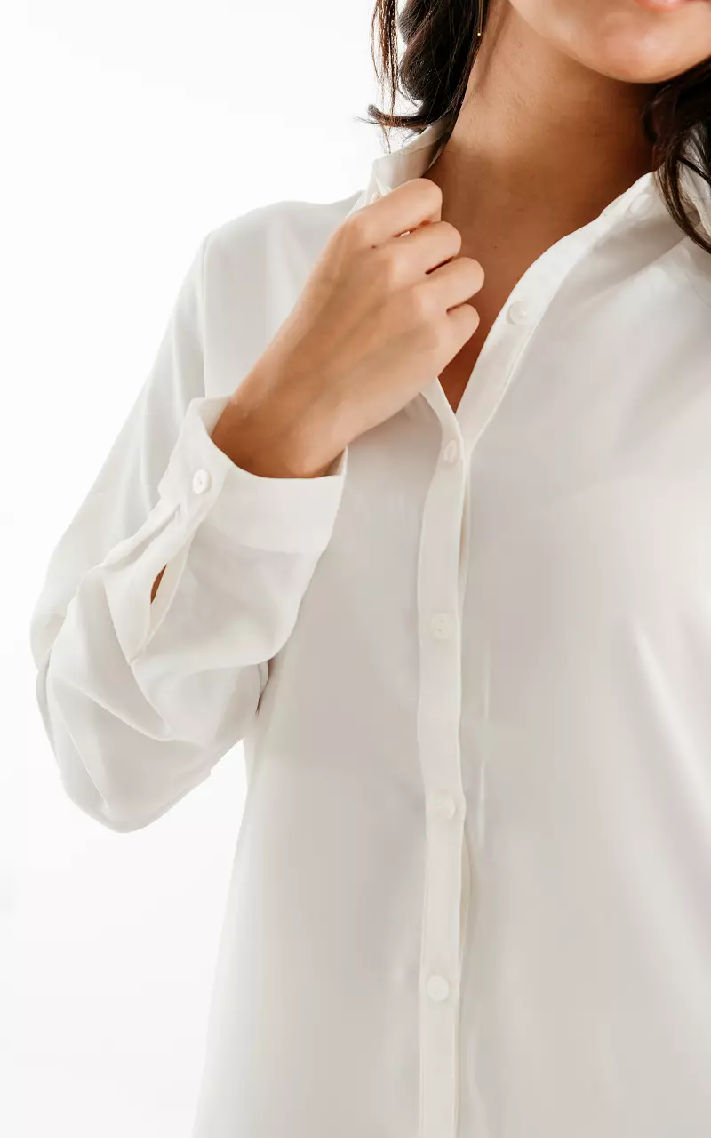Basic Bluse mit Knöpfen Weiß