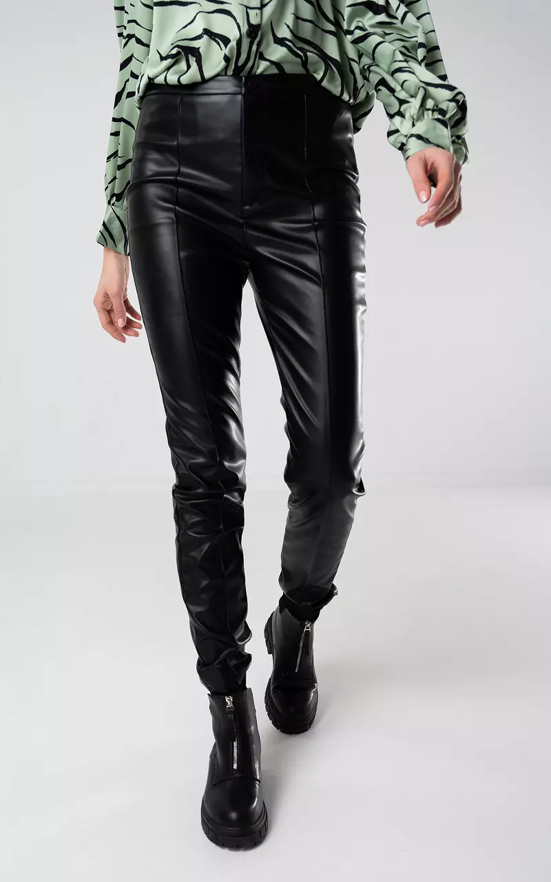 Leather look broek Zwart