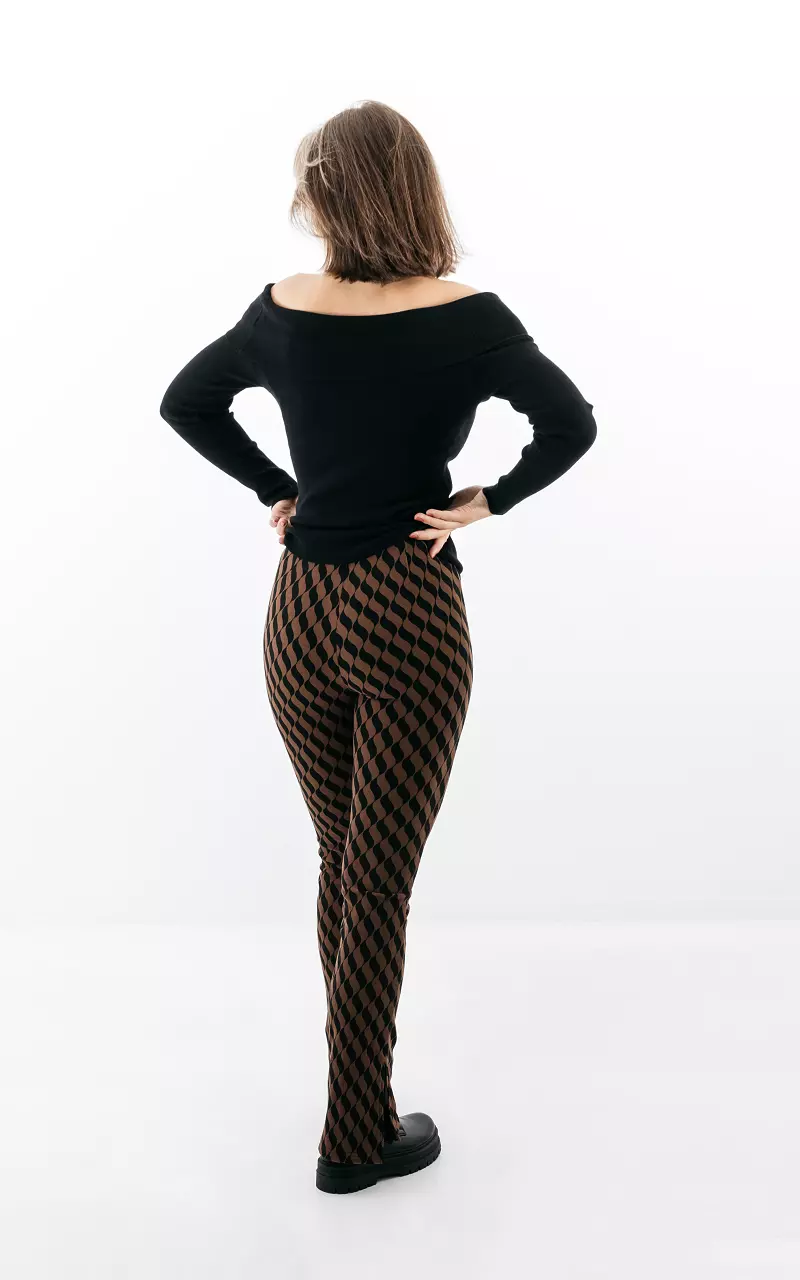 Pants with pattern and split Brown Black
