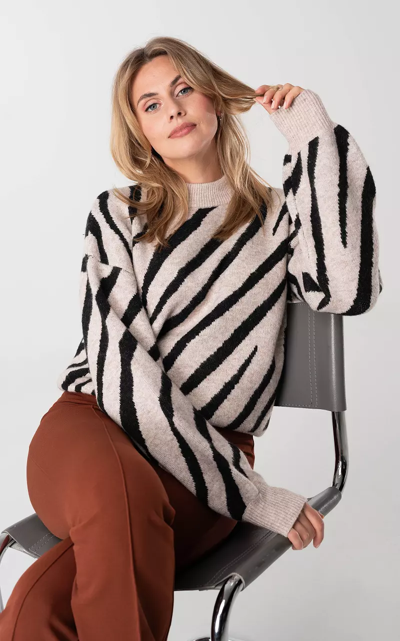 Zebra print sweater with round neck Taupe Black