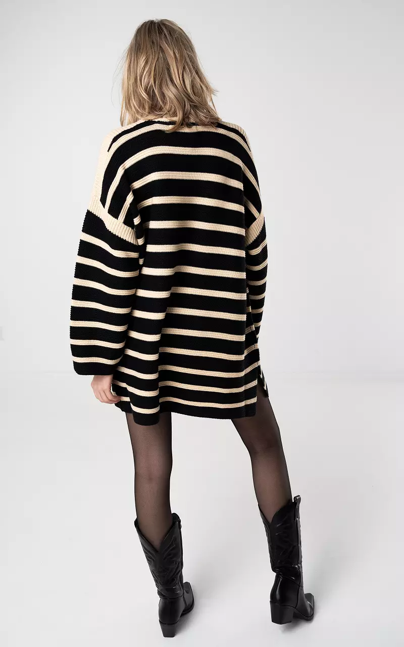 Striped dress with round neck Black Beige