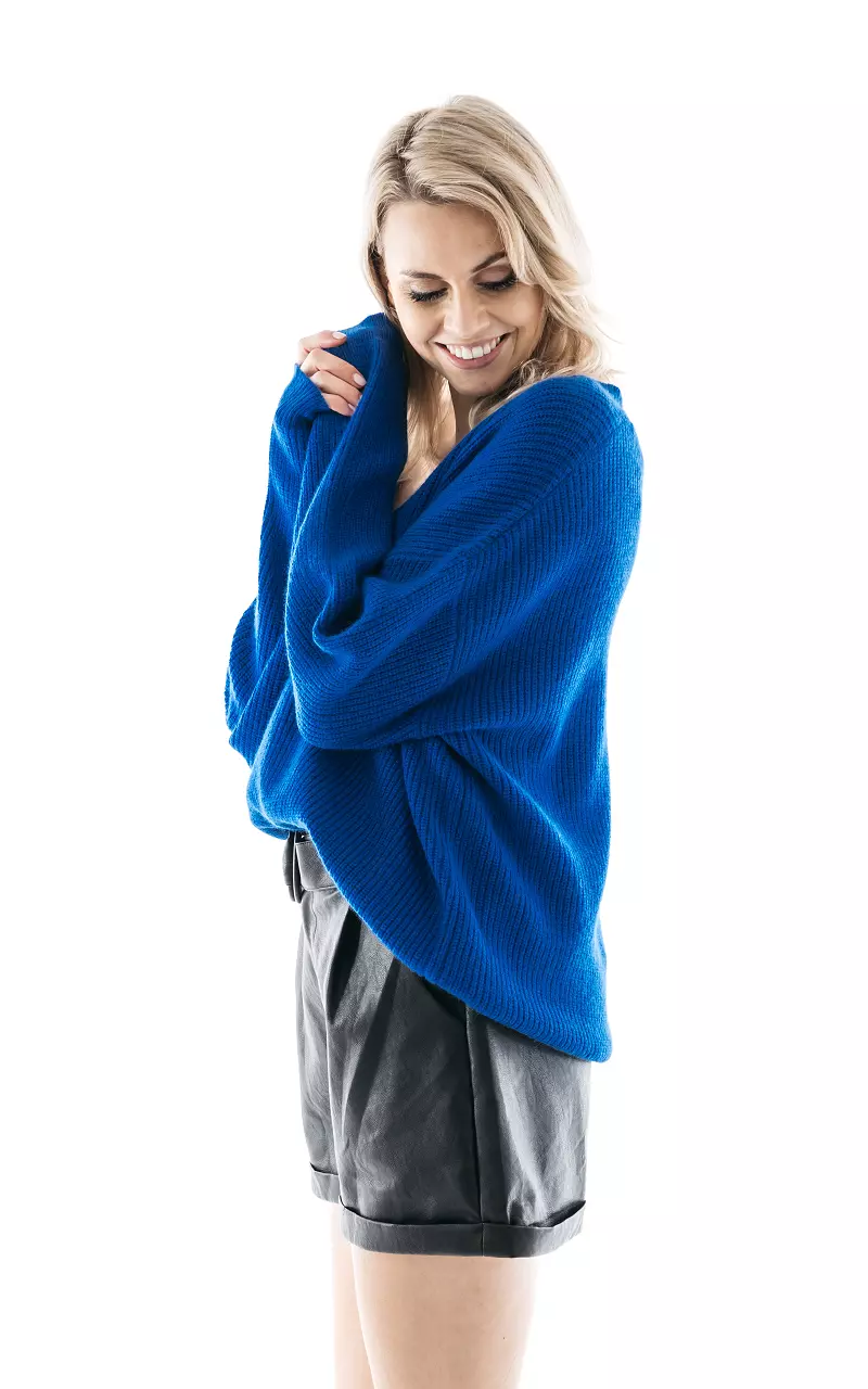 Sweater with v-neck Cobalt Blue