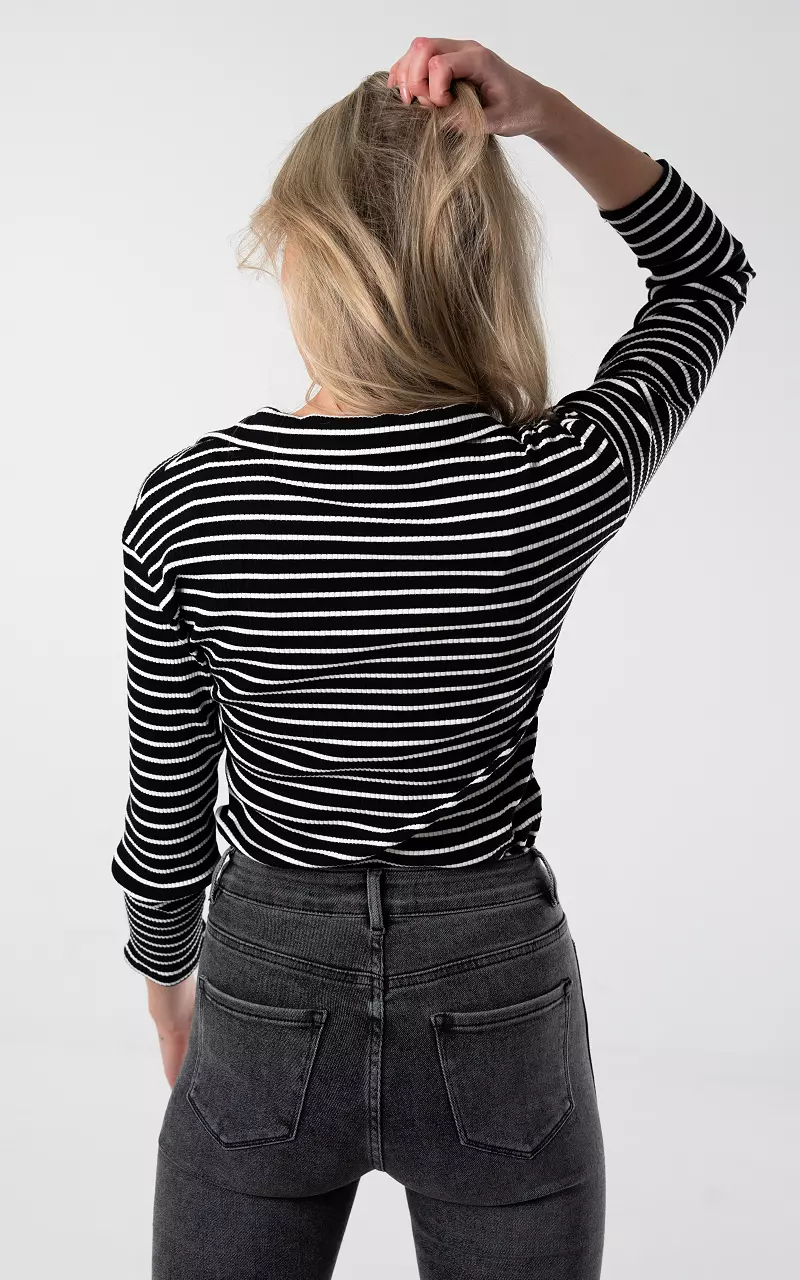 Striped top with v-neck Black White