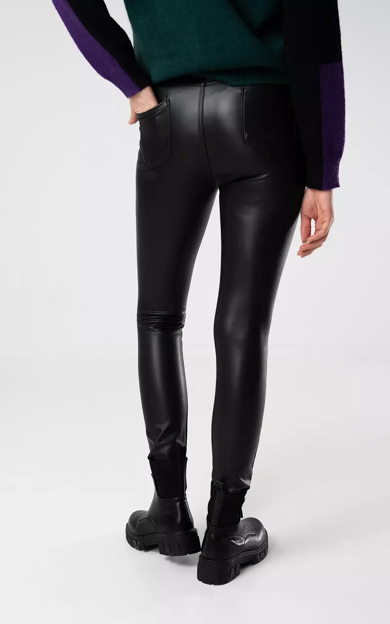 Leather-look 5-pocket broek Zwart
