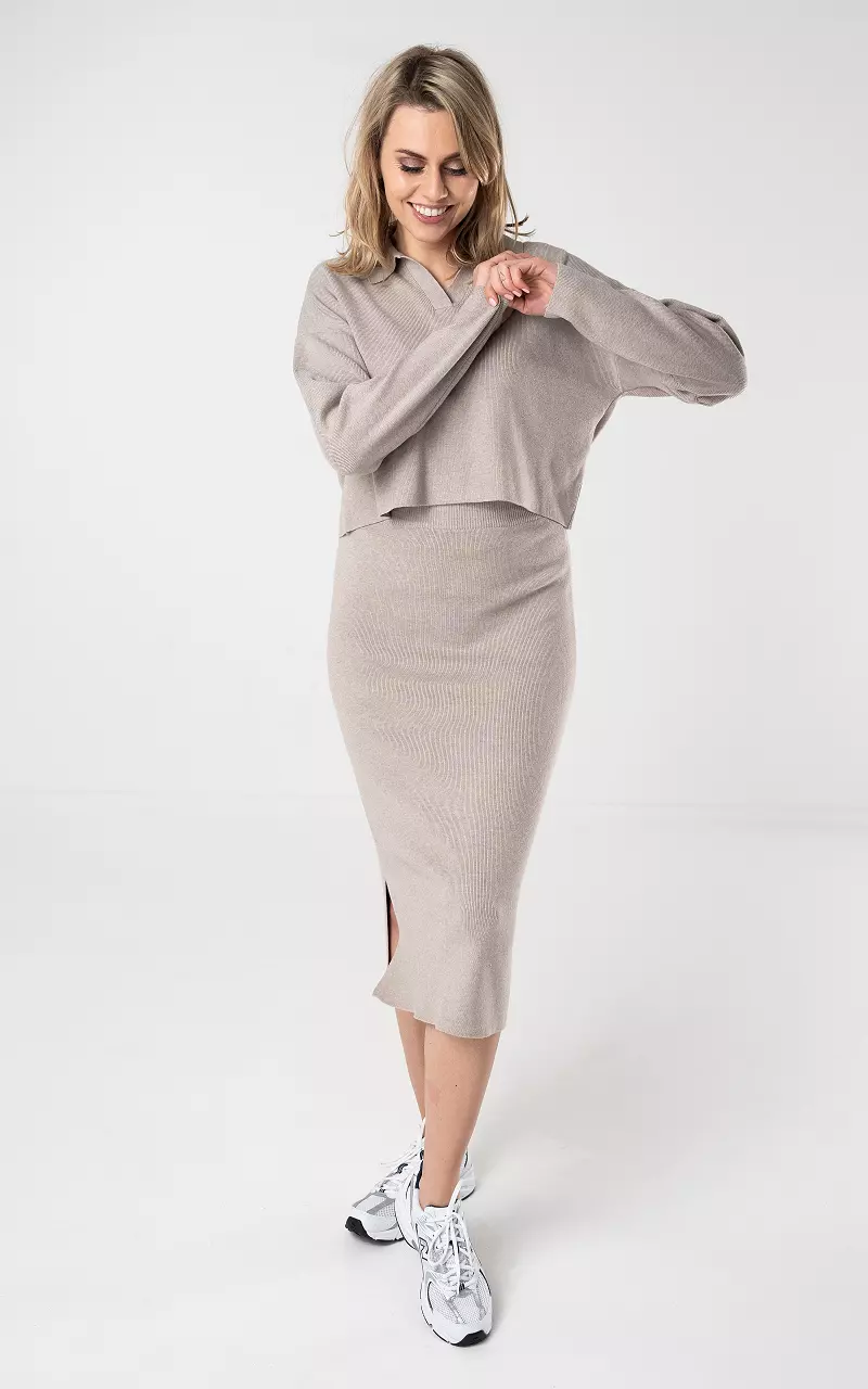 Set with sweater and skirt Taupe