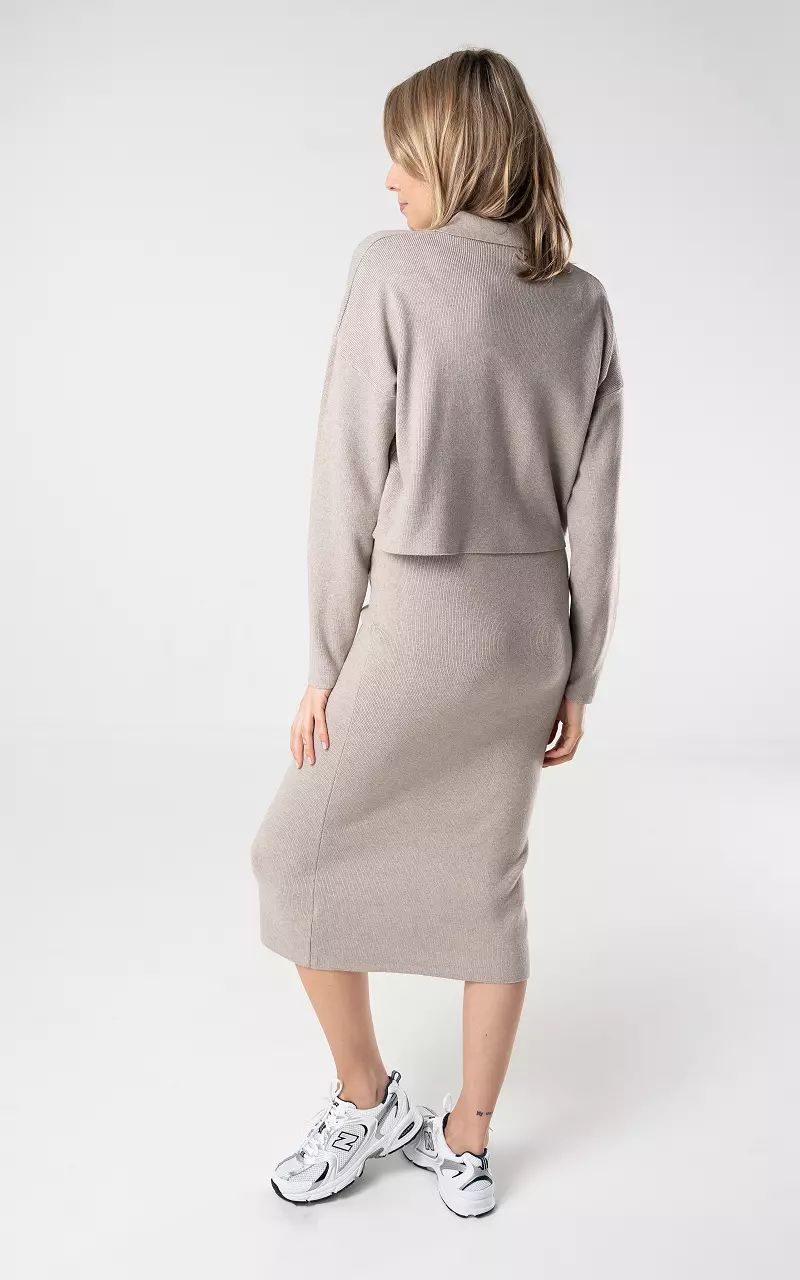 Set with sweater and skirt Taupe