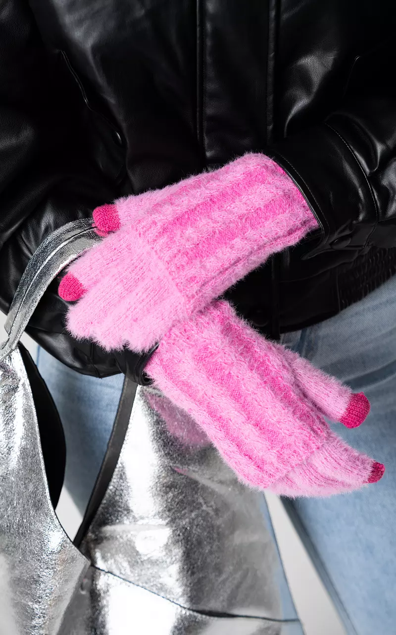 Gloves with touch-screen pointer finger Pink