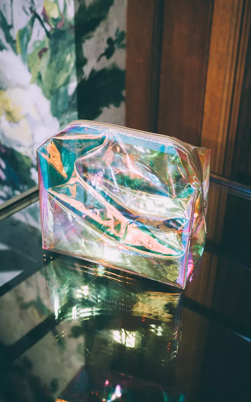 Holographic toiletbag with quote Multicolor
