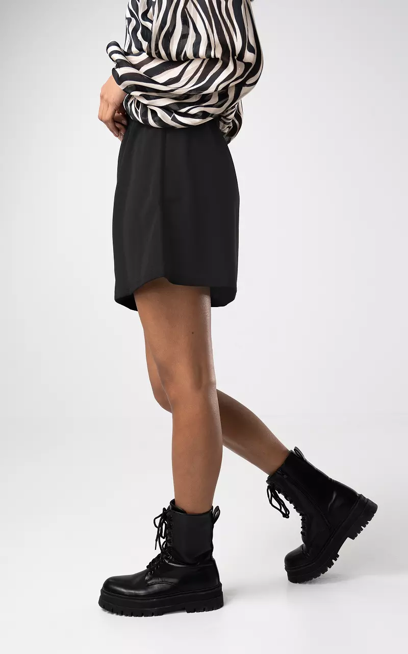 Mini rok met sierknopen Zwart