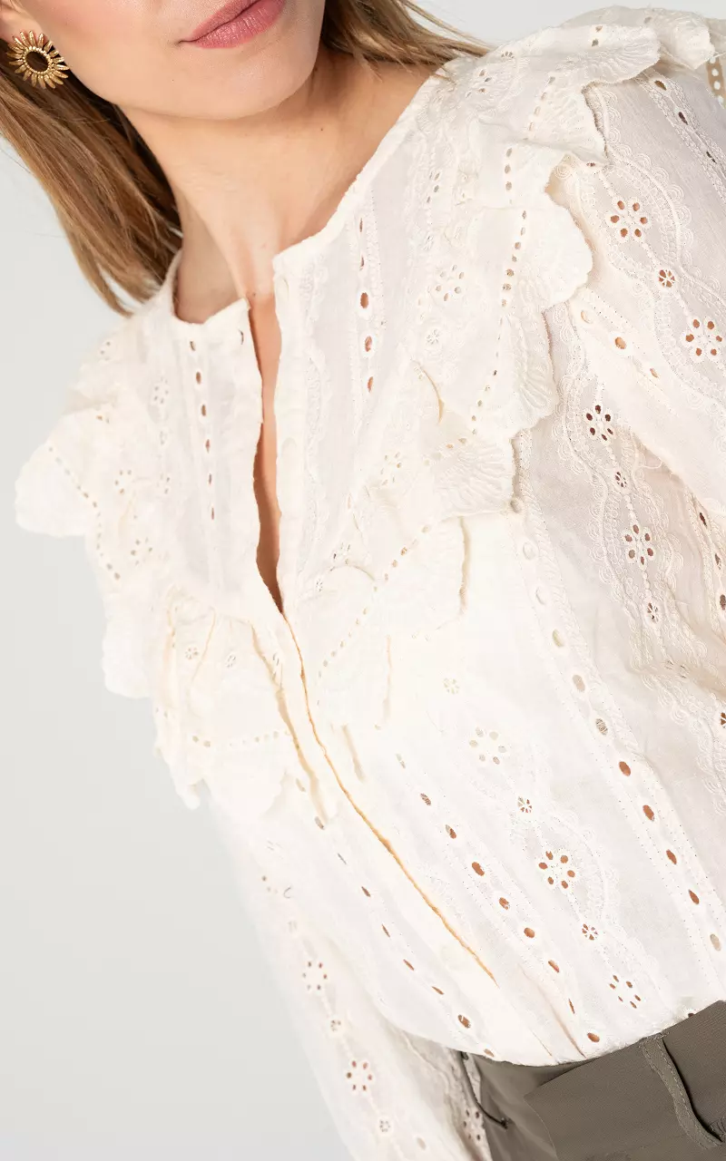 Embroidered blouse with lace details Cream
