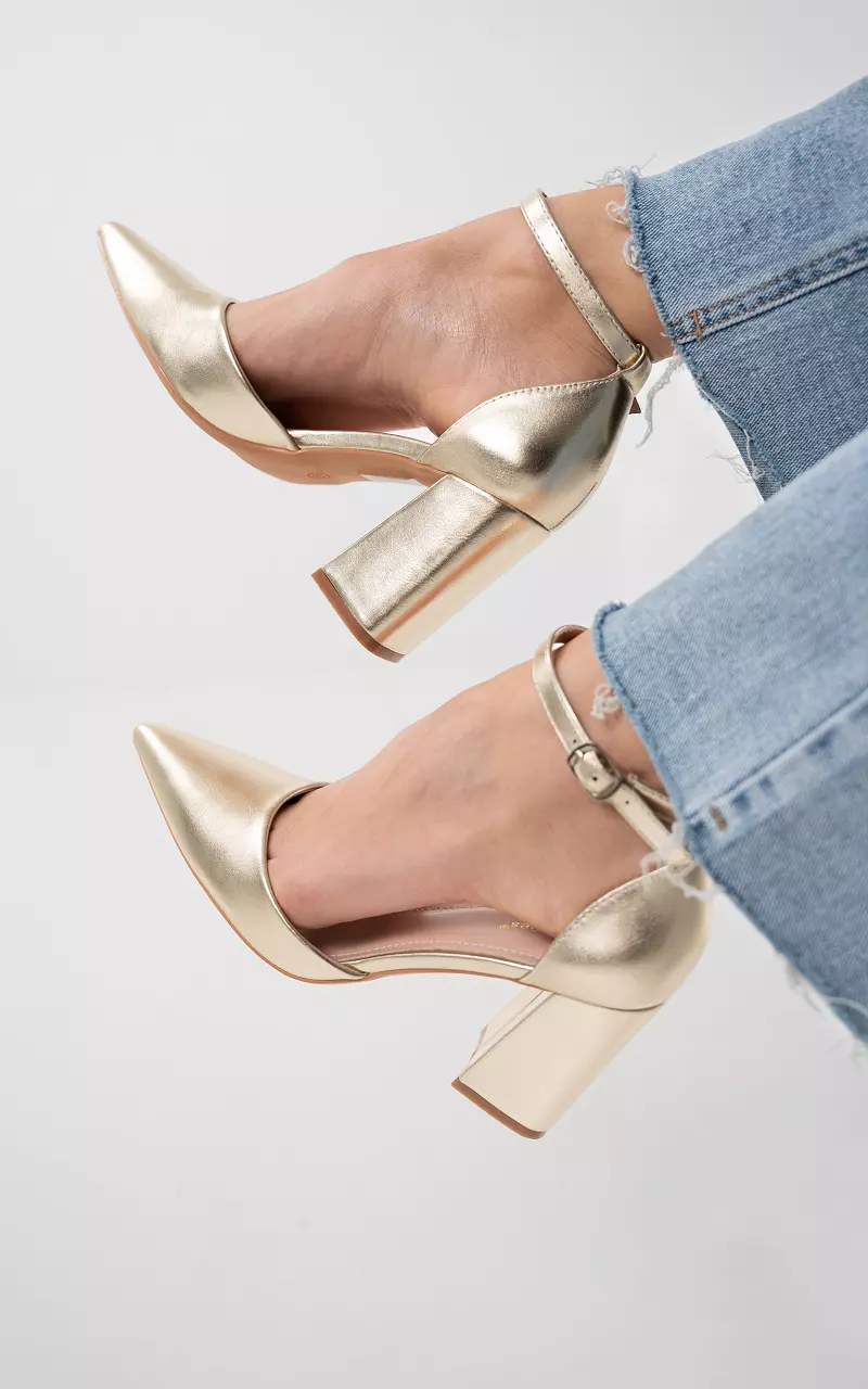 Heels with block heel and adjustable ankle strap Gold