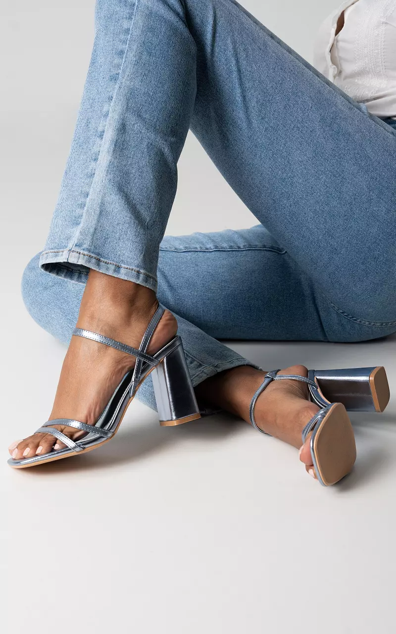 Metallic look heels with block heel Blue