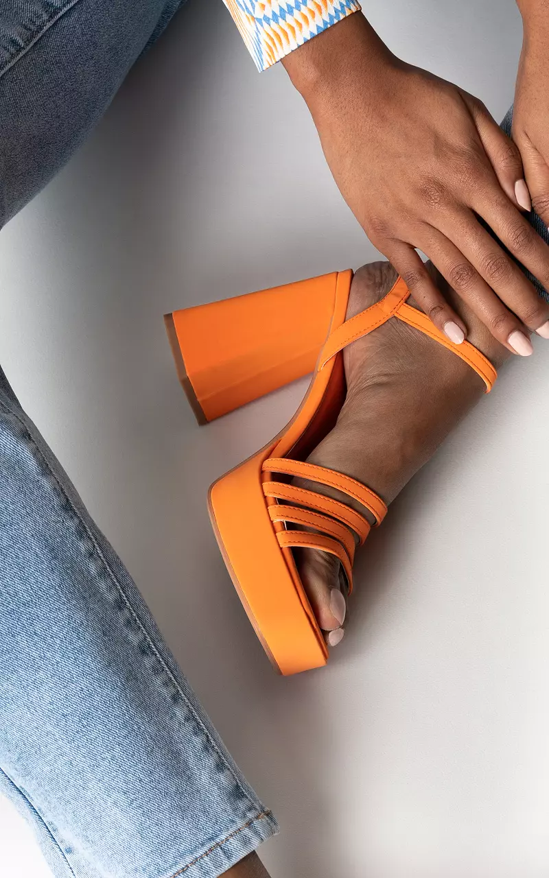 Heels with block heel and squared nose Orange