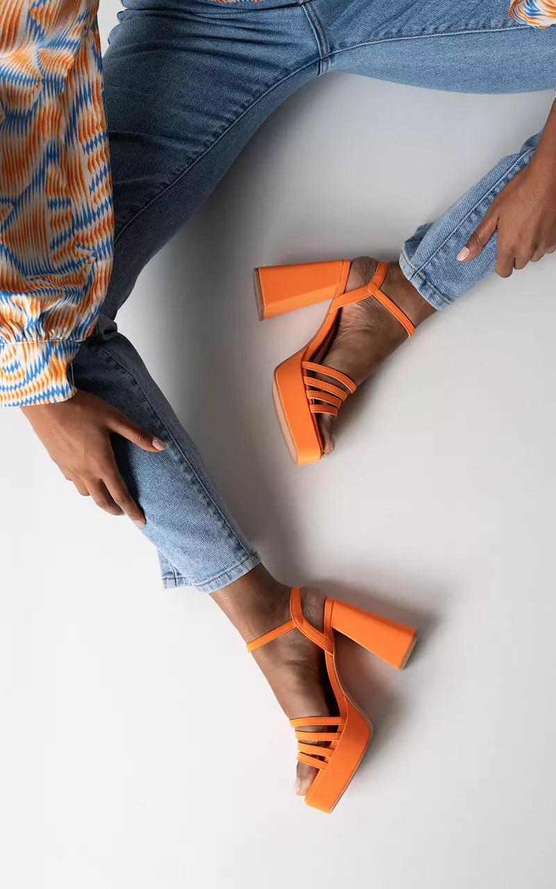 Heels with block heel and squared nose Orange