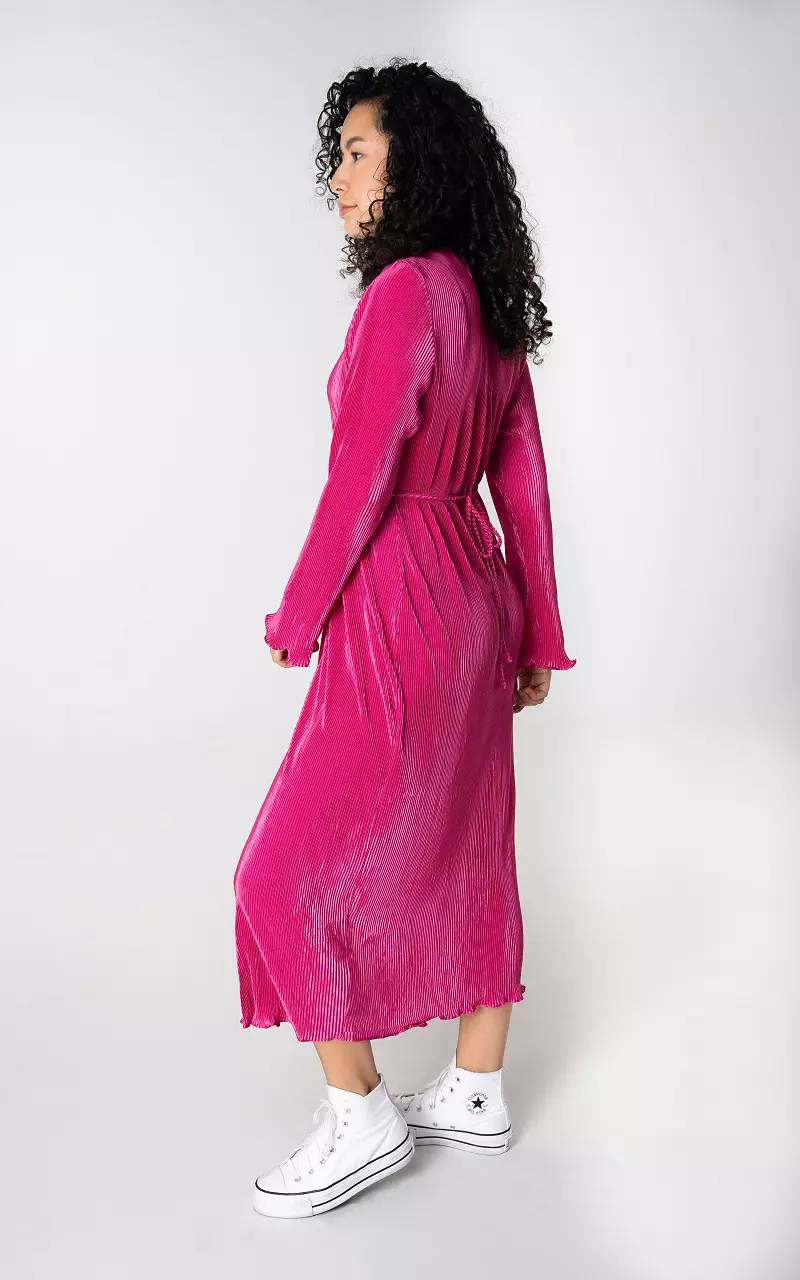Pleated wrap-around dress with v-neck Pink