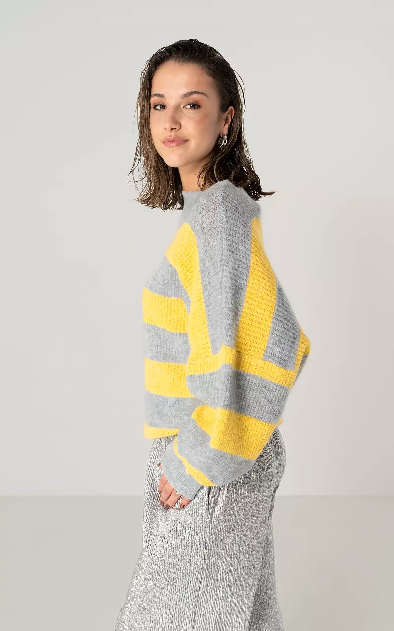 Oversized Pullover mit Streifenmuster Hellgrau Gelb