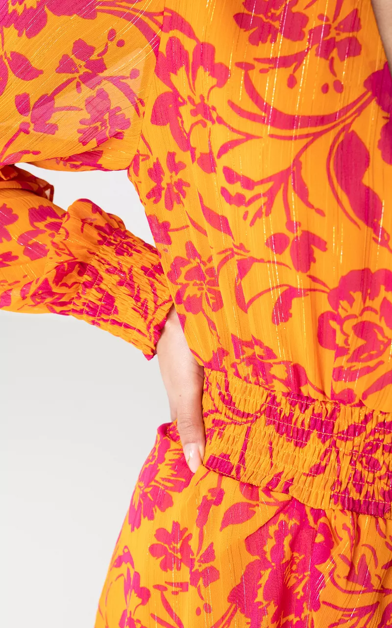V-neck dress with ruffles Orange Pink