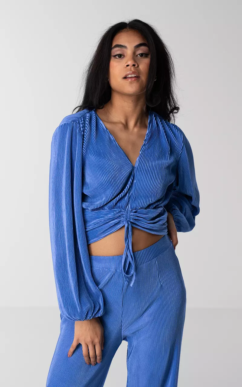 Pleated top with v-neck Blue