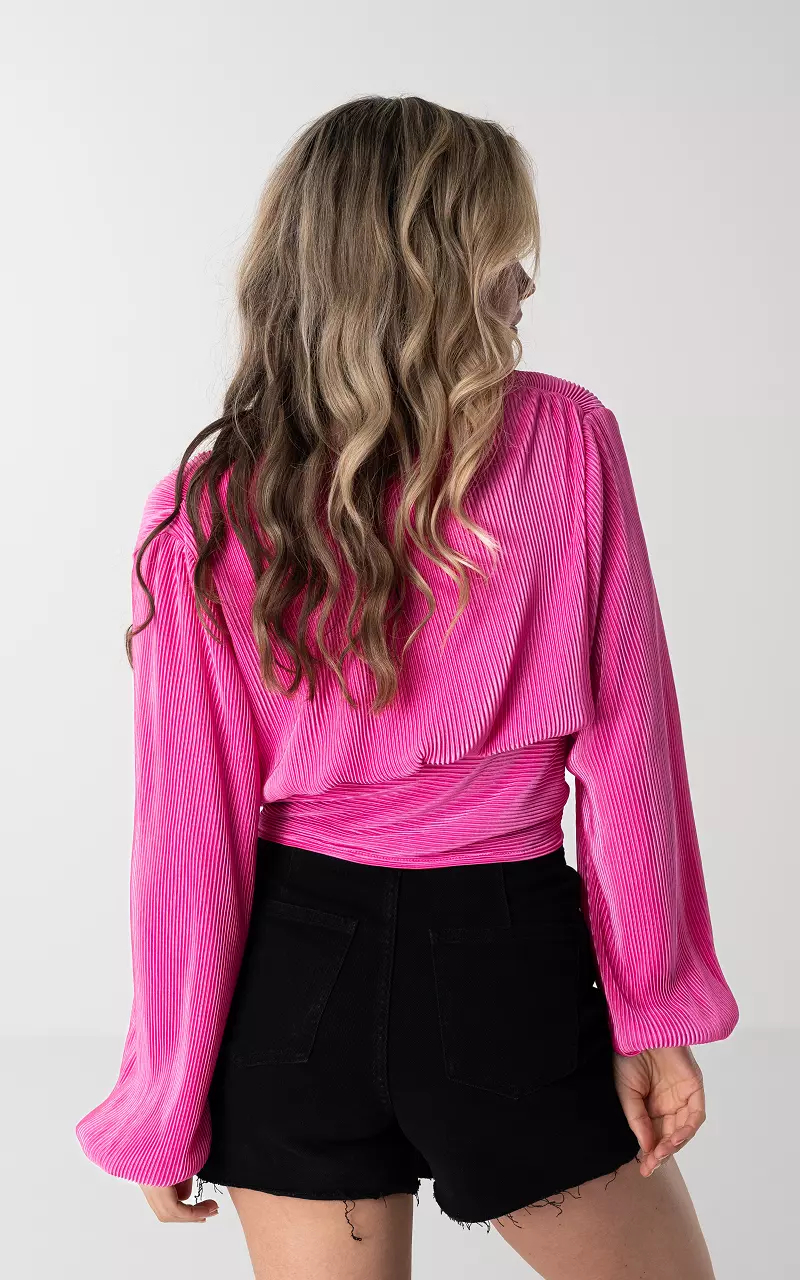Pleated top with v-neck Pink