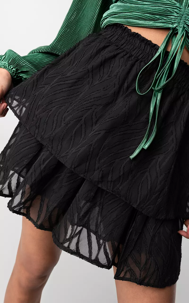 Layered skirt with pattern Black
