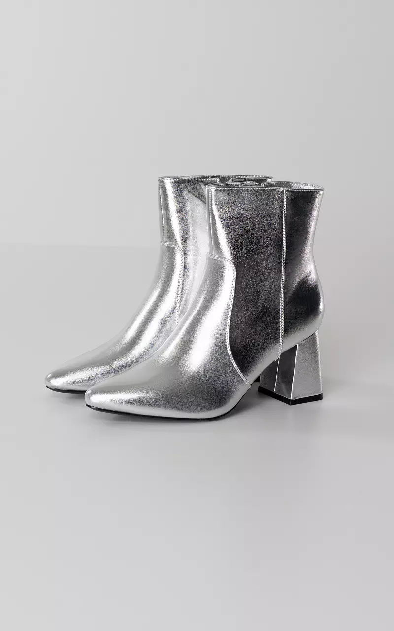 Boots with block heel Silver