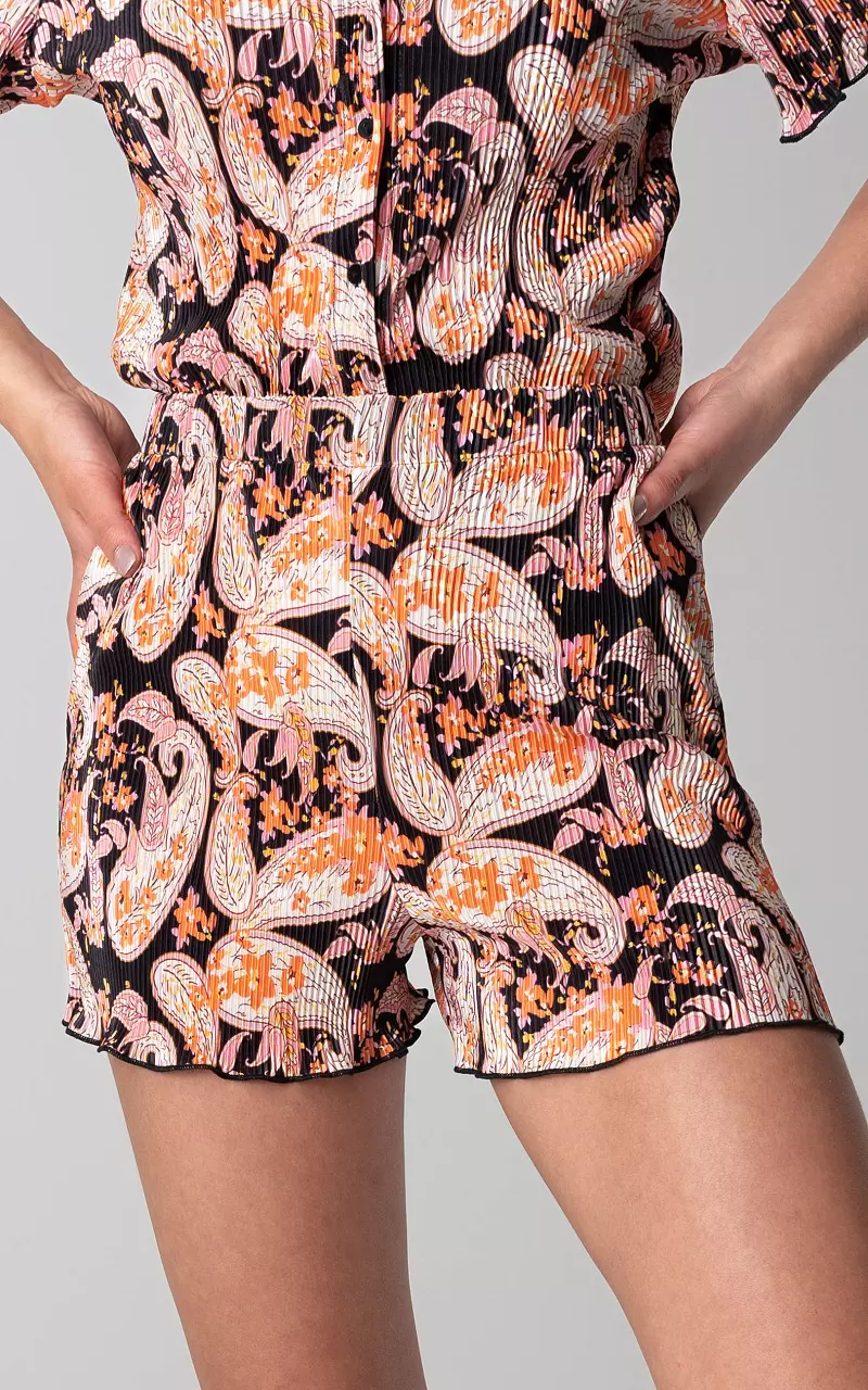 Plissee Shorts mit Paisley-Print Schwarz Orange