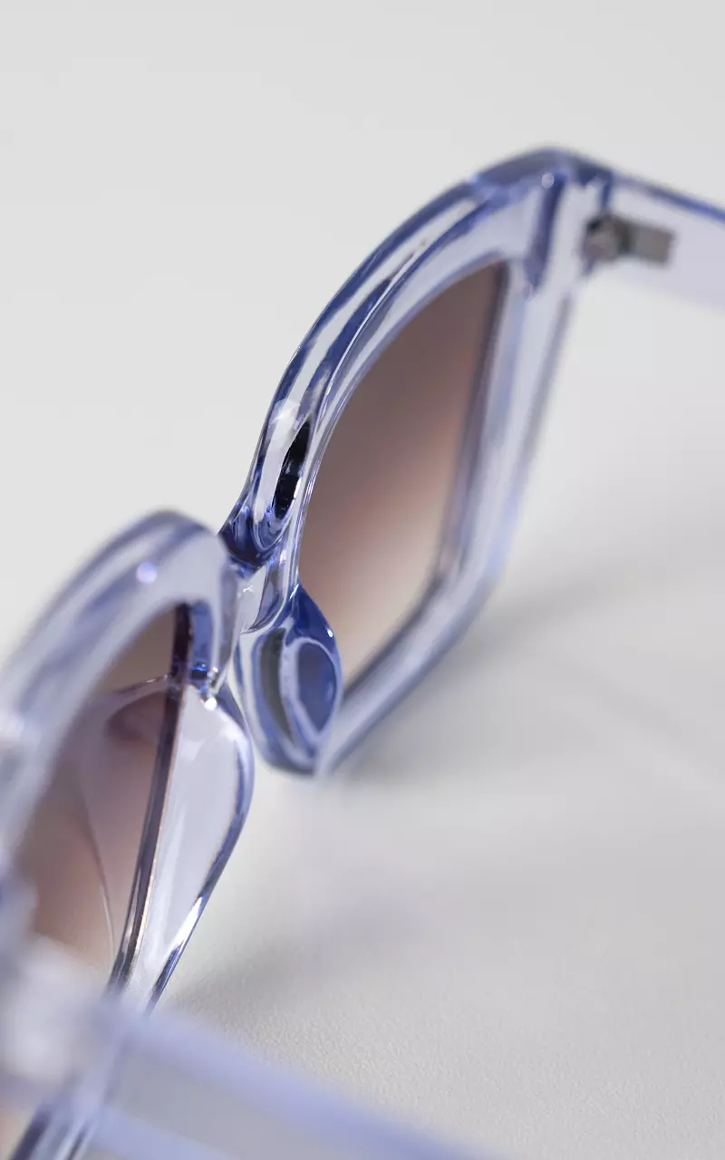 Square model sunglasses Lilac