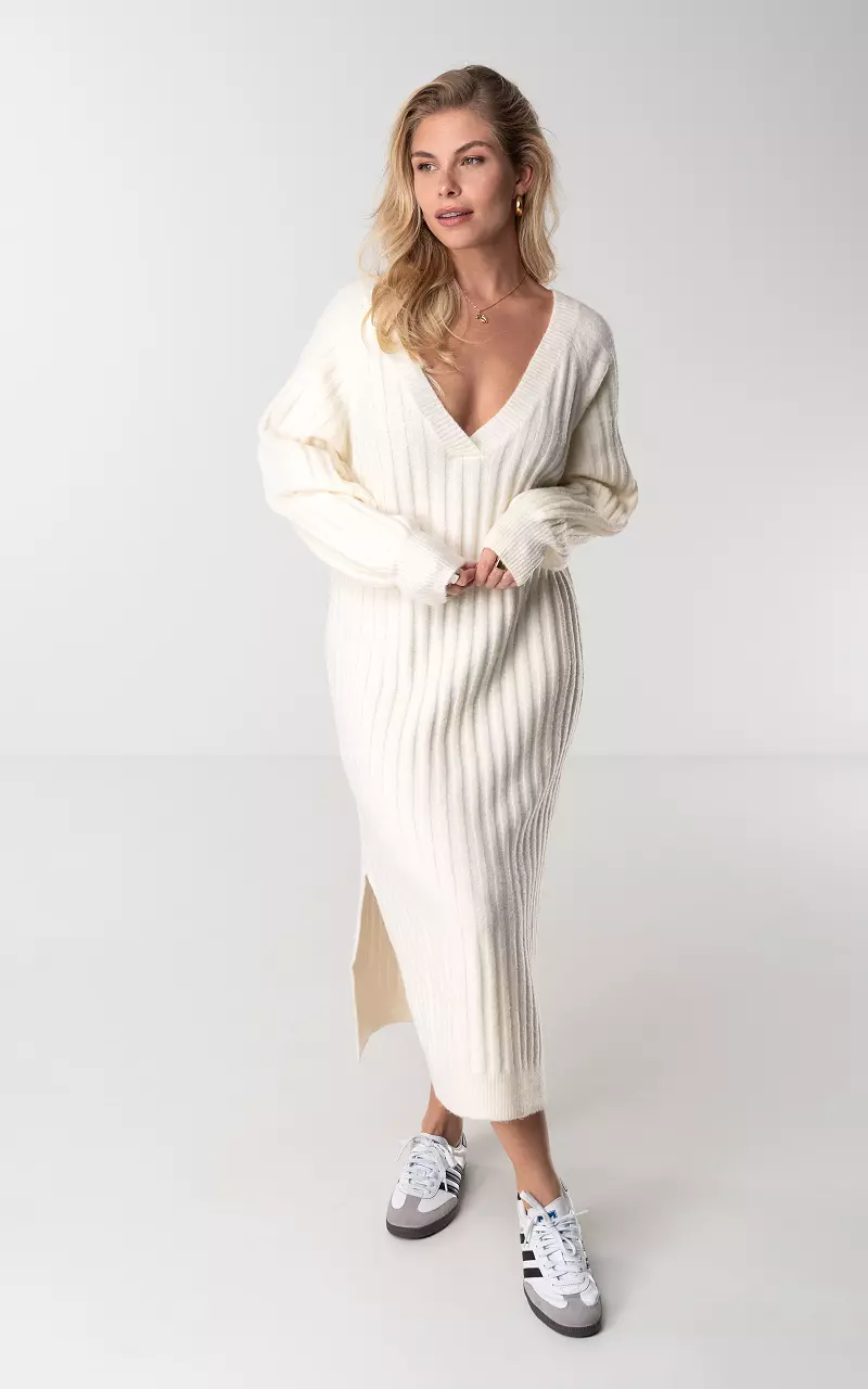 Knitted maxi dress with vneck Cream Guts & Gusto