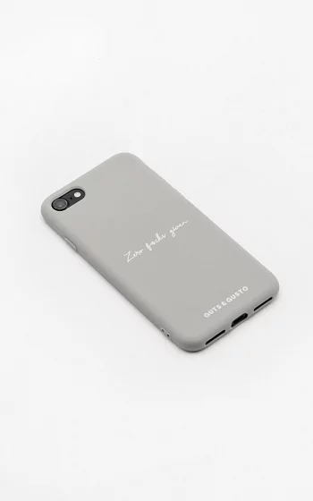 Handyhülle aus Silikon mit Text für iPhone grau