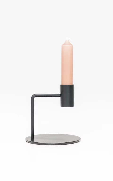 Candleholder with a round foot 