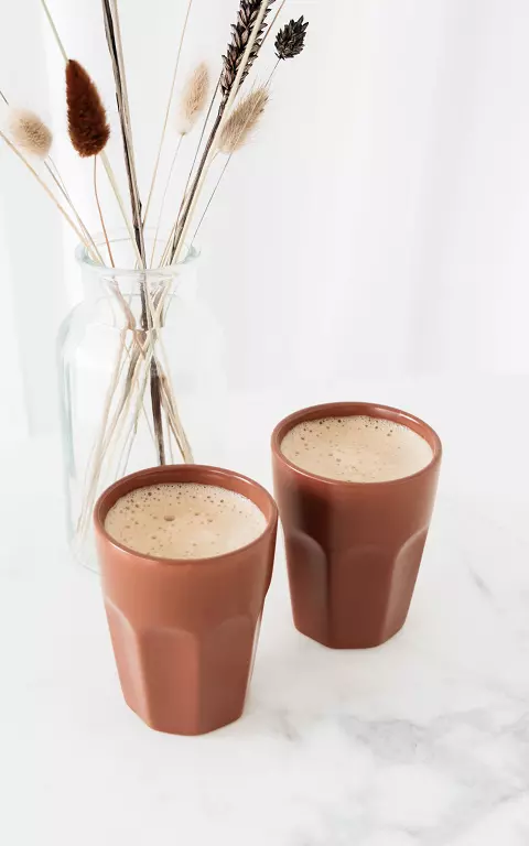 Set of two ceramic mugs rust brown