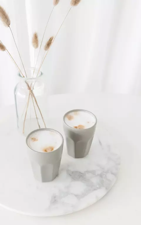 Set of two ceramic mugs grey