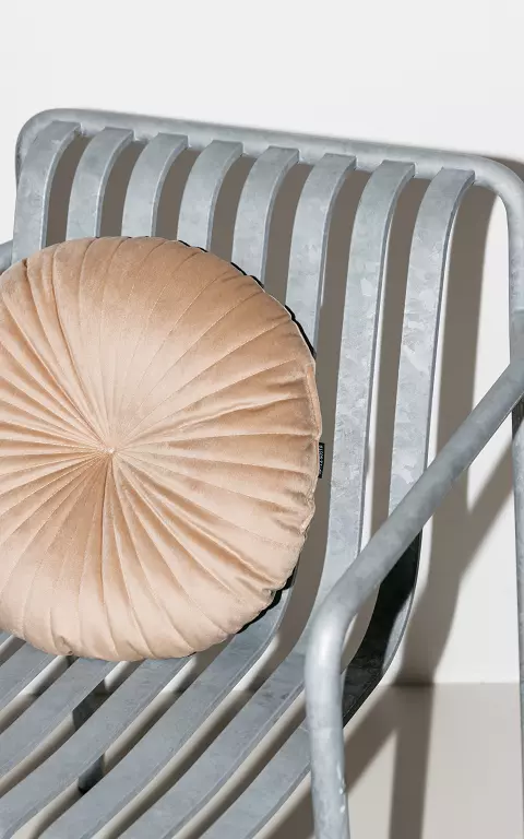 Round pillow with velvet-look beige