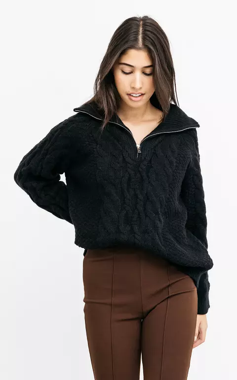 Cable knit zip-up sweater 