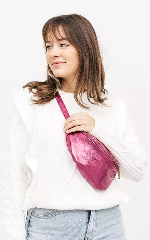 Leder-Hüfttasche mit goldfarbenem Reißverschluss pink
