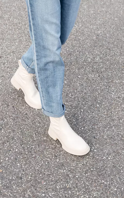 Ankle boots without zip 