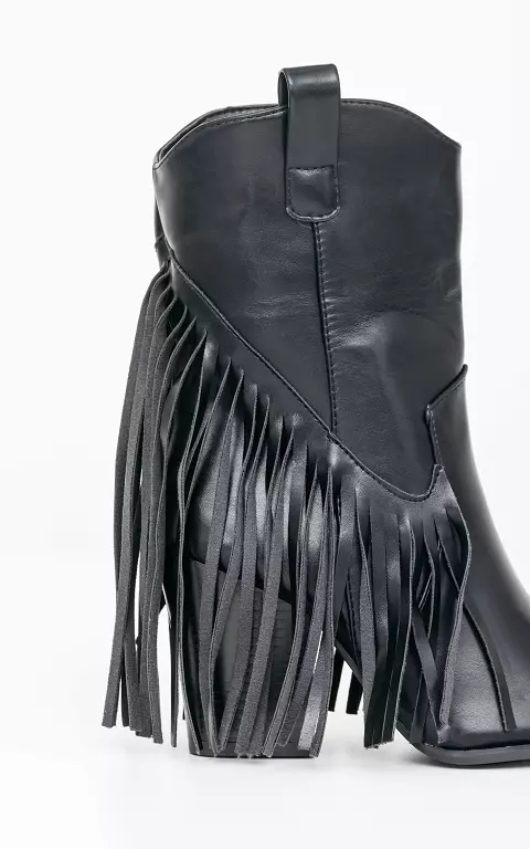 Cowboy boots with fringes black