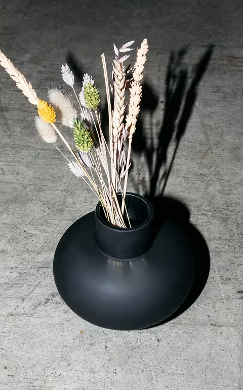 Vase aus mattem schwarzen Glas schwarz