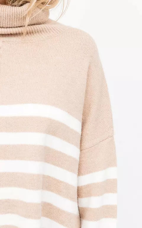 Oversized turtleneck with stripes light brown cream