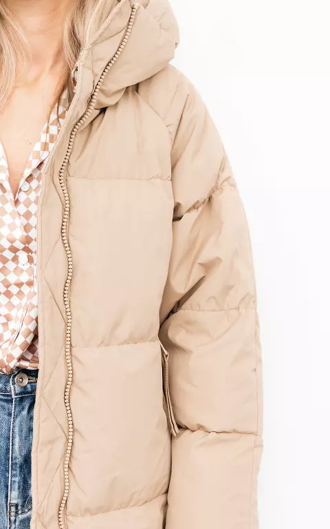 Coat with hoodie and side pockets light brown