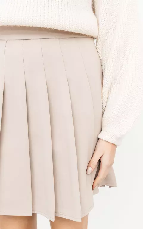 Pleated A-line skirt beige