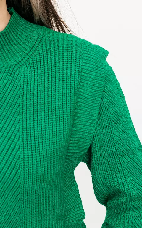 Sweater with shoulder pads green