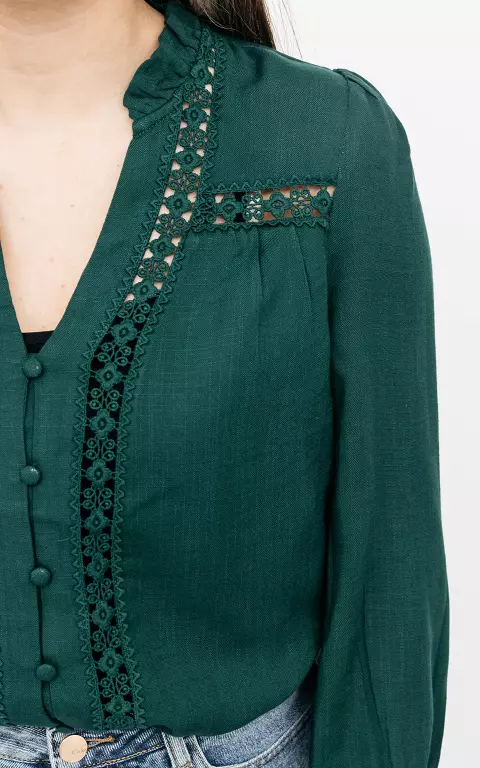 Blouse with lace details green