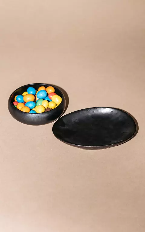 Schwarzer Keramik-Teller 