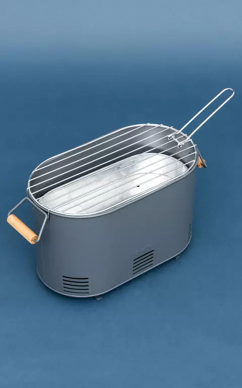 Oval barbecue with tray black light brown