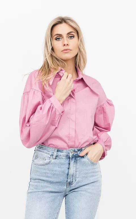 Blouse with puffed sleeves pink